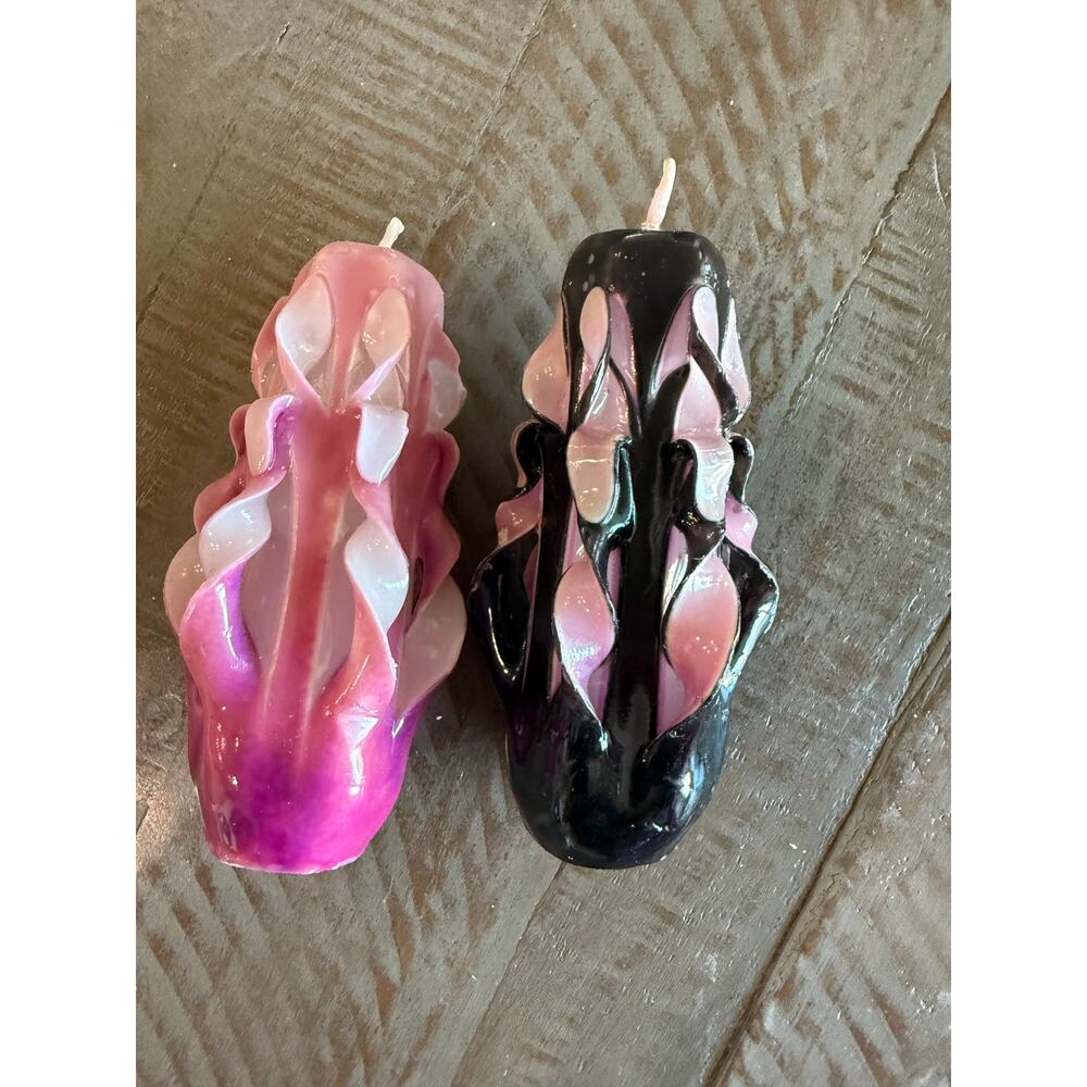 Set of 2 Vintage Handmade Carved Ribbon Cut & Curl Candles Pink Black White 1970 - Picture 2 of 6